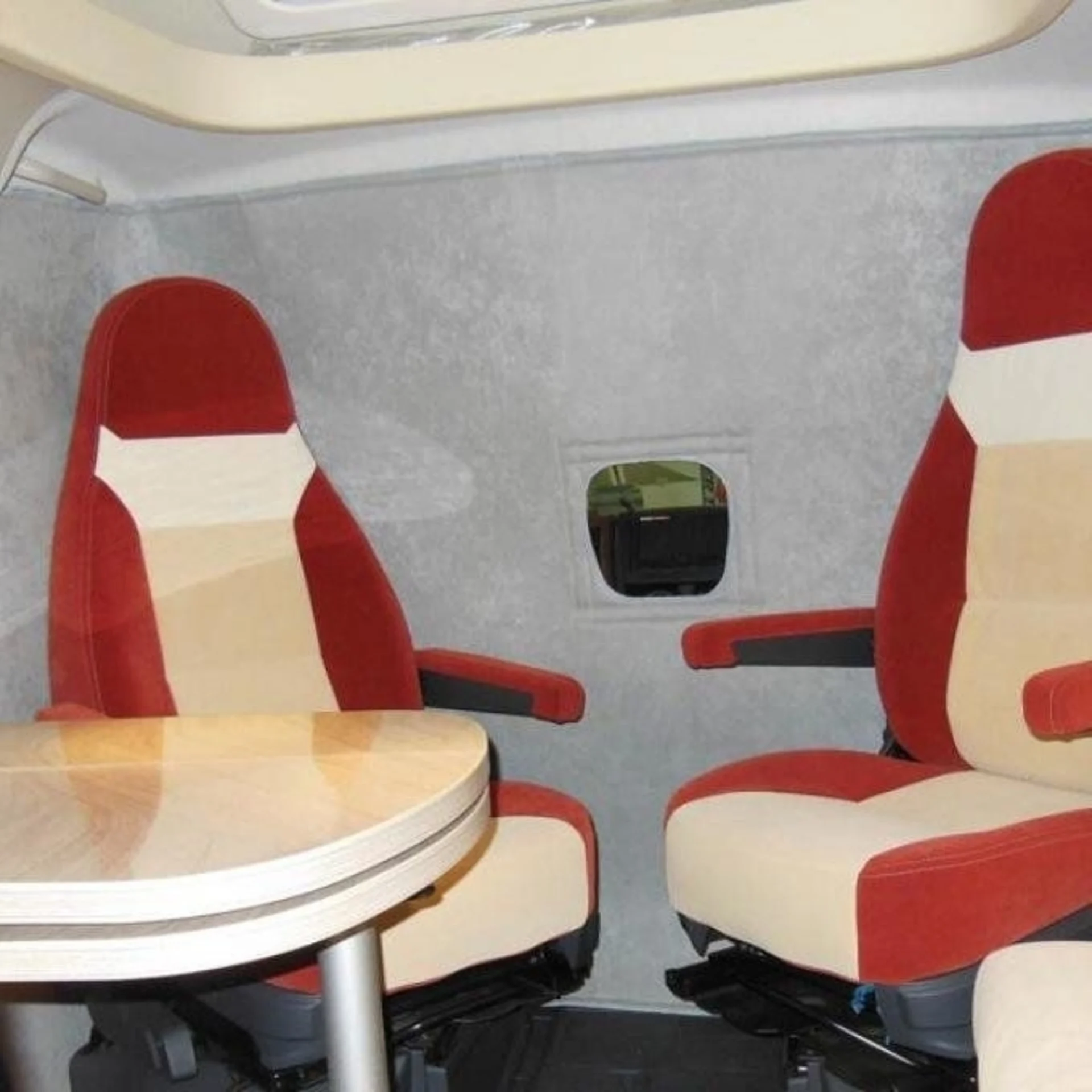 Hindermann Thermovorhang Ducato Radiozugang