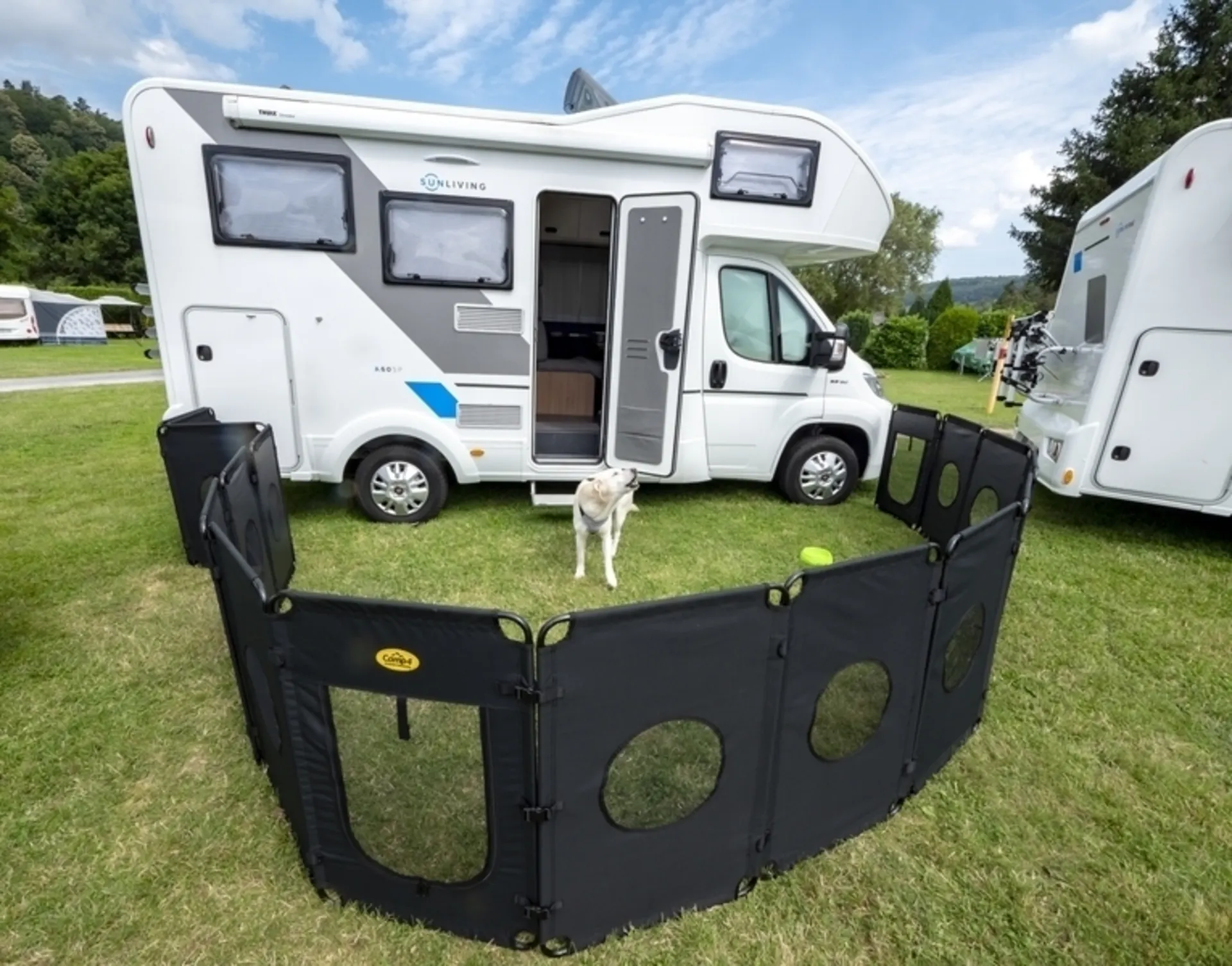 Faltbares Hundefreigehege Faltbares Hundefreigehege