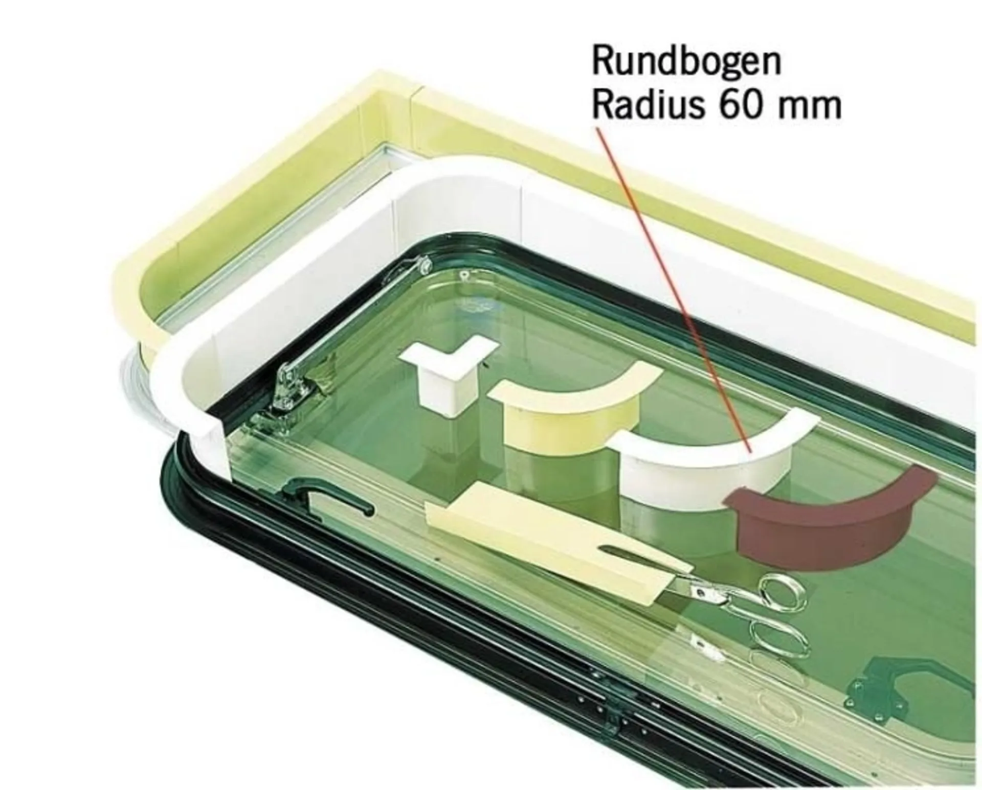 Fensterabdeckprofil mit Rundbogen und Fensterinnenprofil in hellgrau für Fensterecken