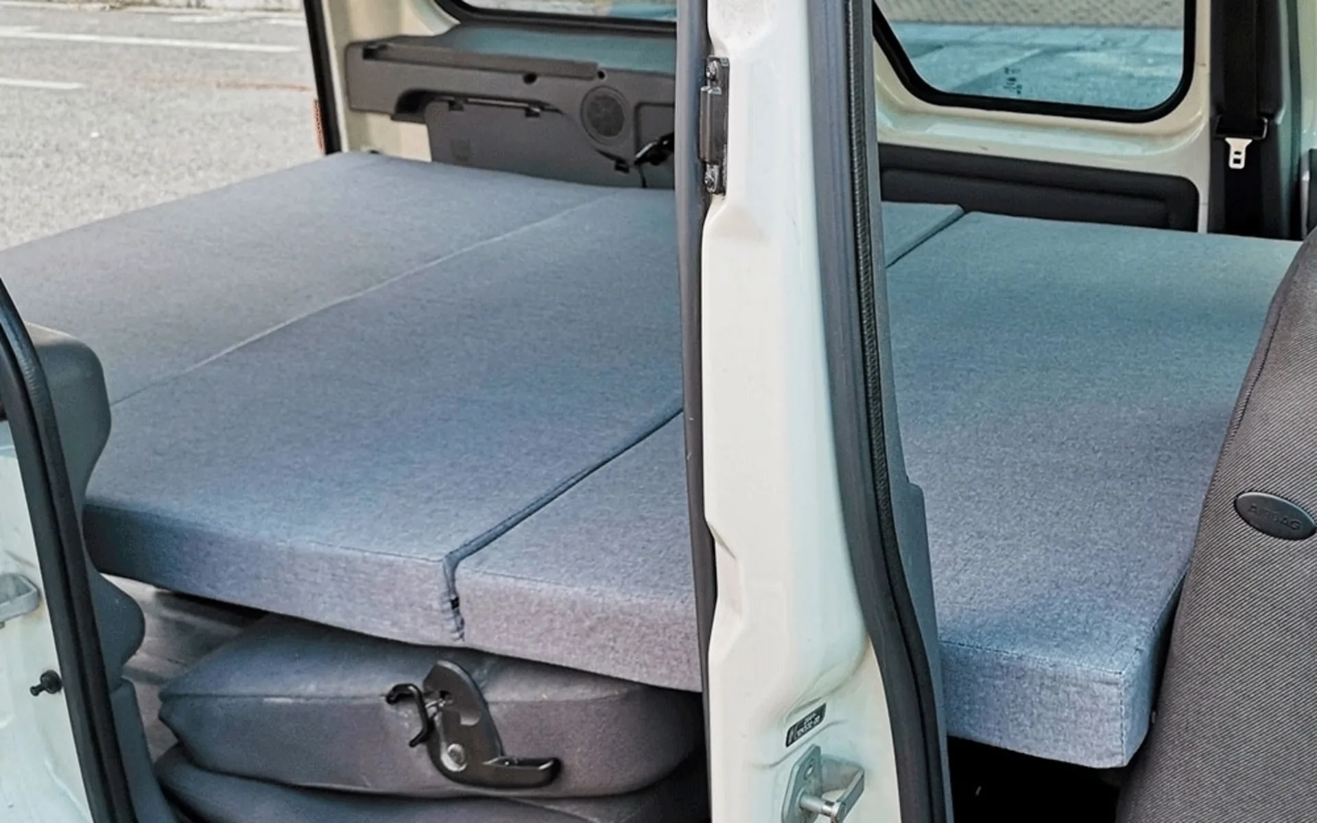 Matelas pour le coffre, compatible avec différents modèles de voiture, avec mousse viscoélastique