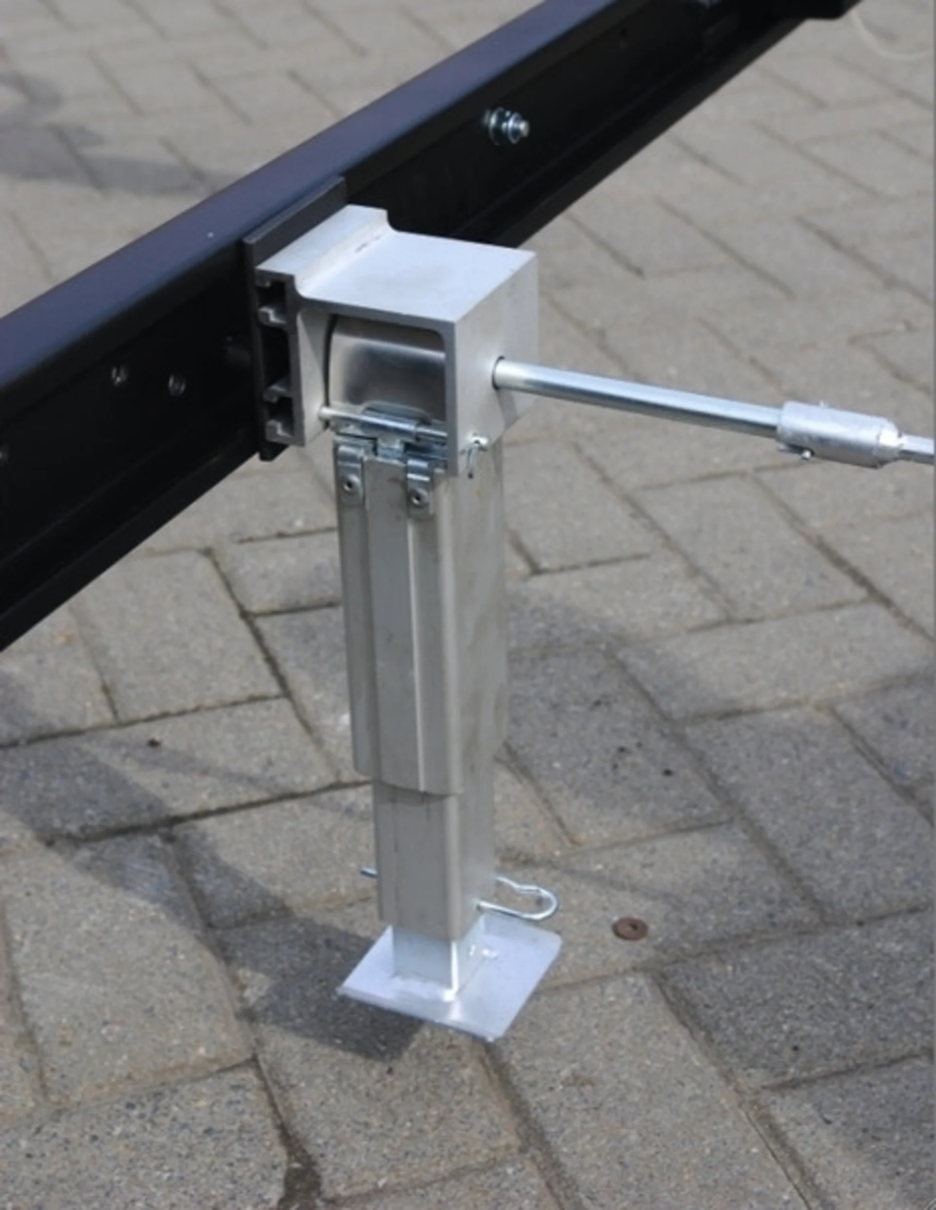 Kit de béquilles à manivelle avec une capacité de levage de 500kg et une capacité de charge de 1000kg pour caravane ou camping-car d'une longueur de 290-420mm
